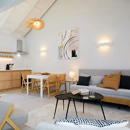 Modern Stone House, Luxury In Old Town 4*