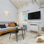 Modern Stone House, Luxury In Old Town Guest house 4*