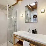 Guest house Modern Stone House, Luxury In Old Town