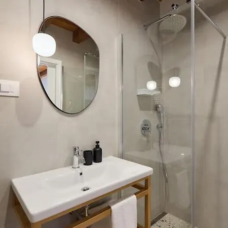 Guest house Modern Stone House, Luxury In Old Town