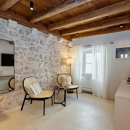 بيت ضيافة Modern Stone House, Luxury In Old Town