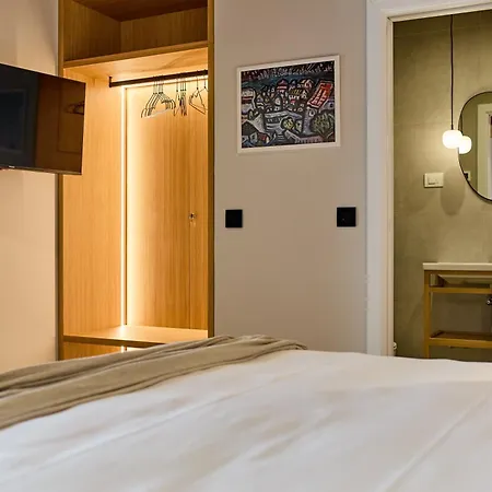 Modern Stone House, Luxury In Old Town Гостевой дом 4*