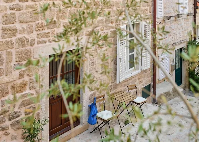 Modern Stone House, Luxury In Old Town