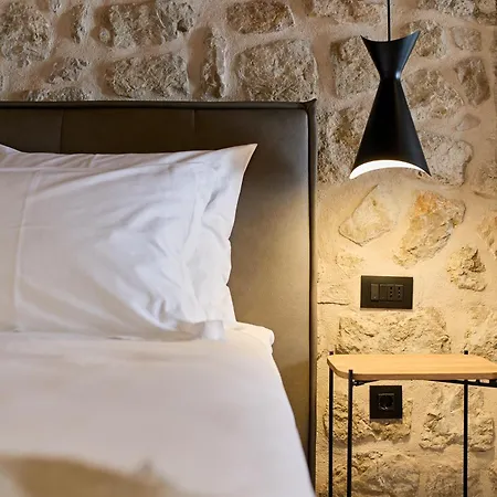 Modern Stone House, Luxury In Old Town Guest house